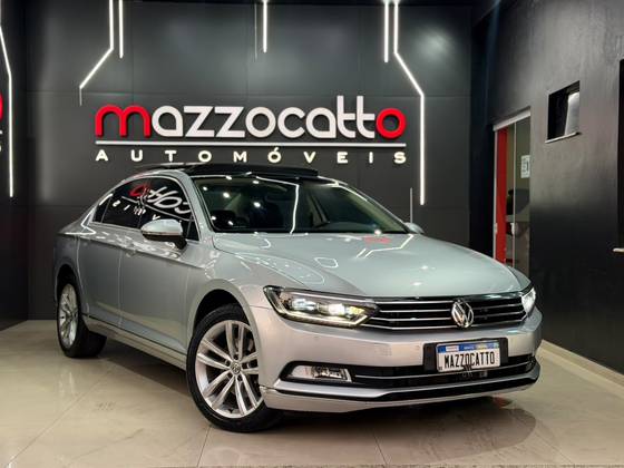VOLKSWAGEN PASSAT 2.0 16V TSI BLUEMOTION GASOLINA HIGHLINE 4P DSG VOLKSWAGEN PASSAT 2.0 16V TSI BLUEMOTION GASOLINA HIGHLINE 4P DSG